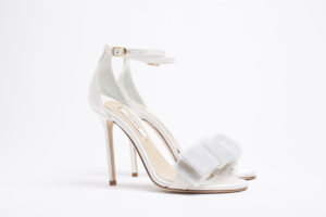 Delicate high heel satin and velvet bow white